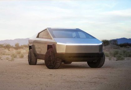 Electric truck in the desert