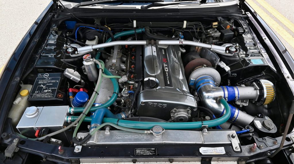 Nissan Skyline GT-R R33 RB26 Engine