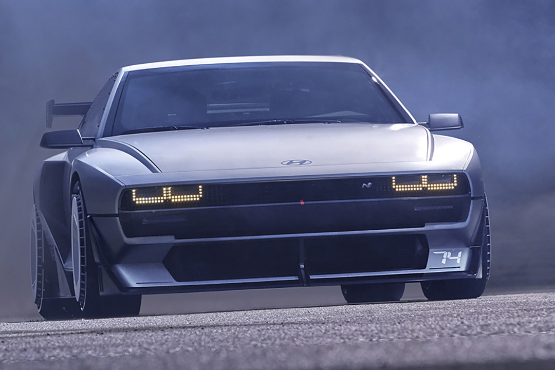 SOS_HyundaiNVision74_05.jpg