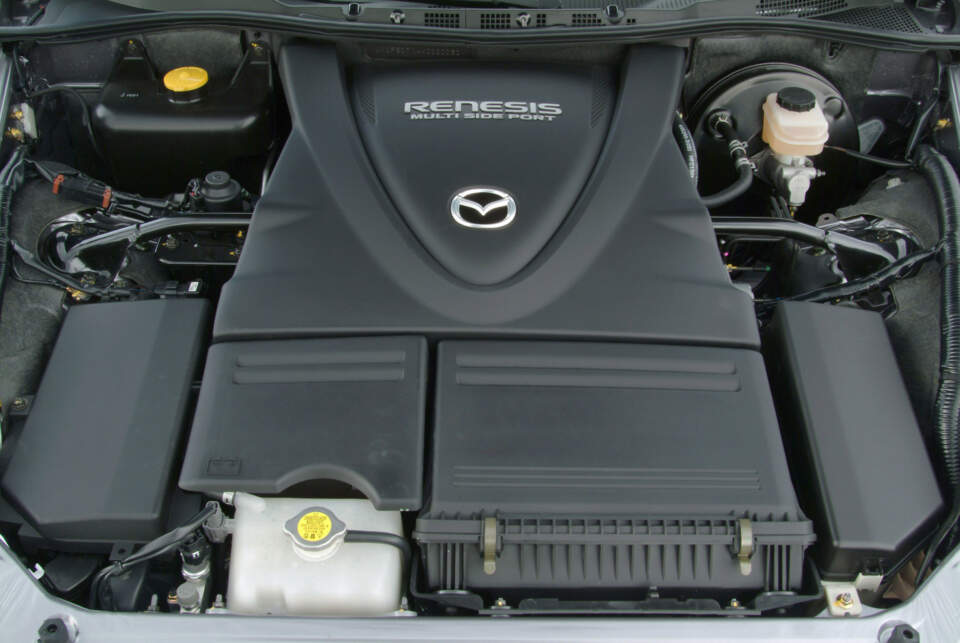 Mazda RX-8 engine bay