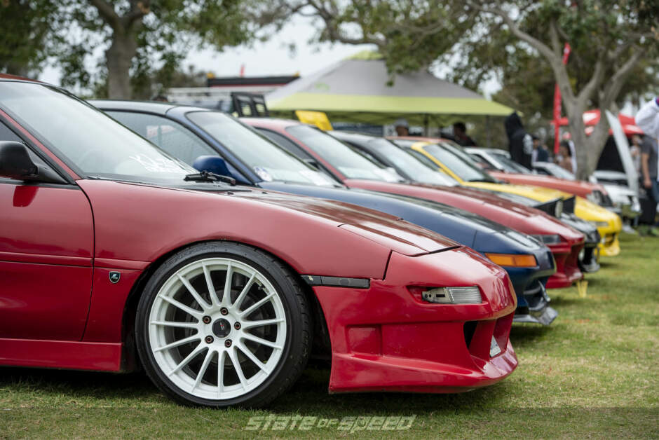 Lineup of MR2s