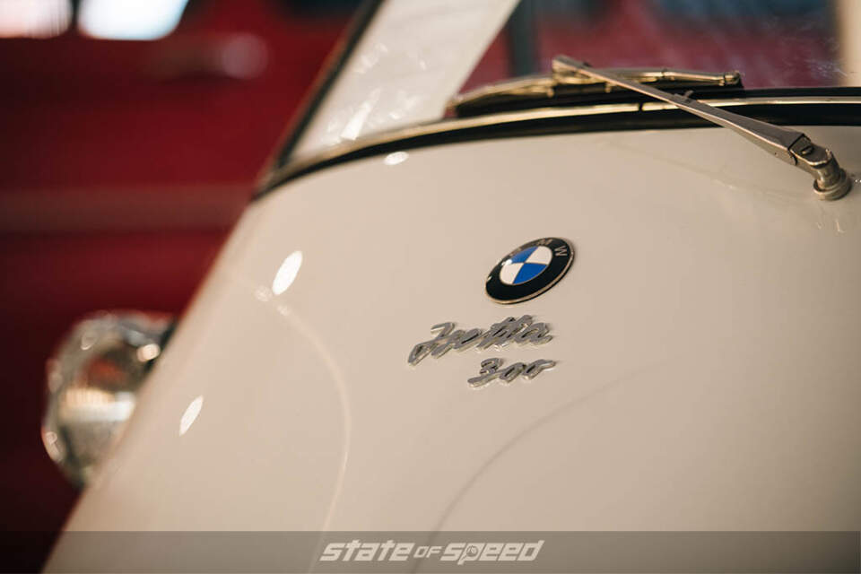 ’56 BMW Isetta 300 door