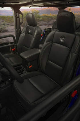 seats in jeep wrangler jpp 20