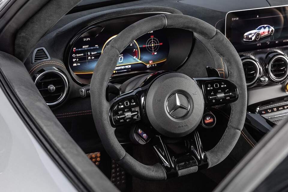 steering wheel in AMG GT Black Series