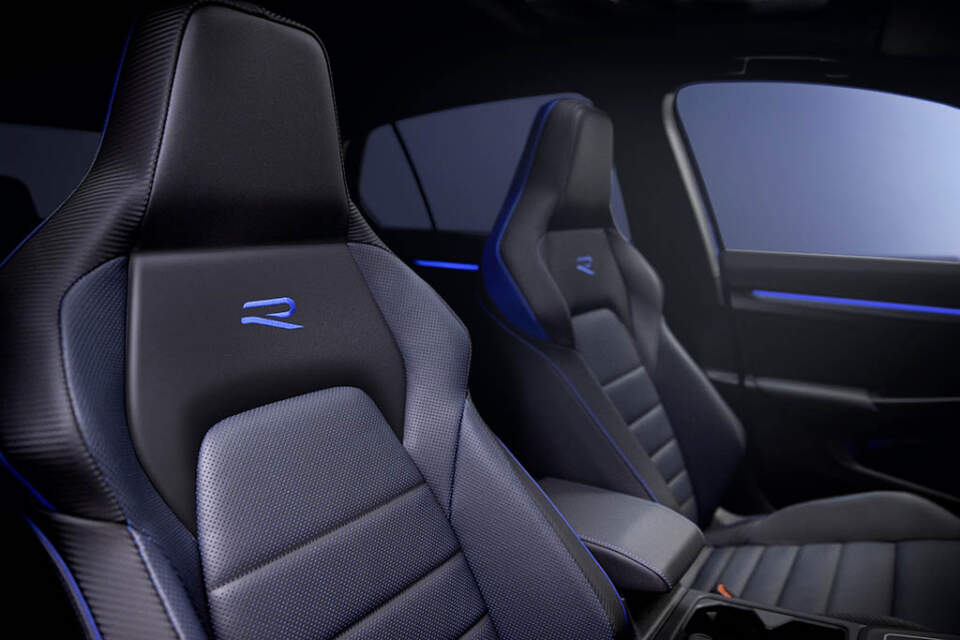 seats in new golf r