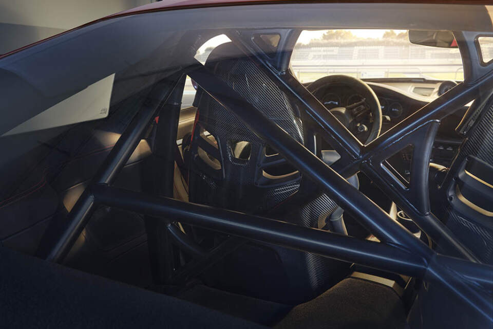 roll cage in 911 gt3