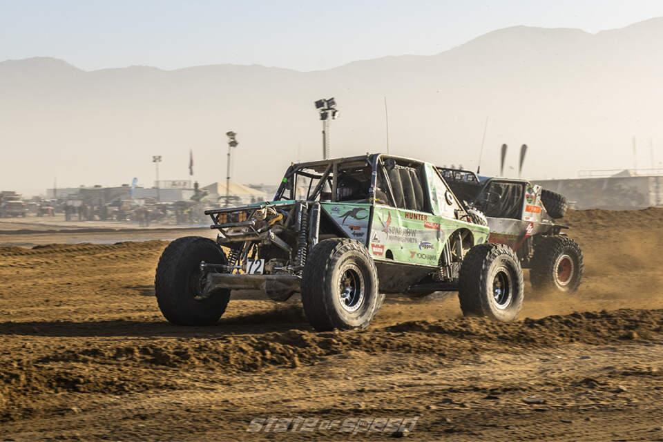 sparrow motorsports racer takes the lead over rival at King of the Hammers 2022